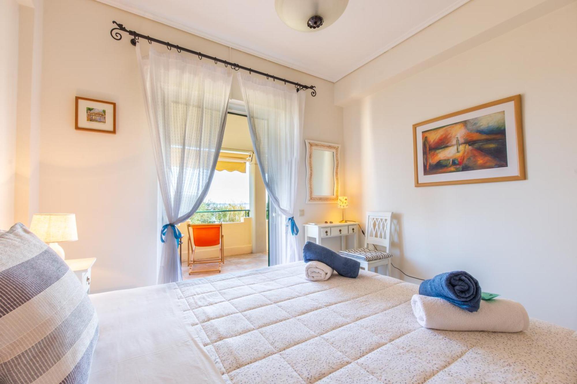 Barbati Seafront Luxury Suites Exterior photo